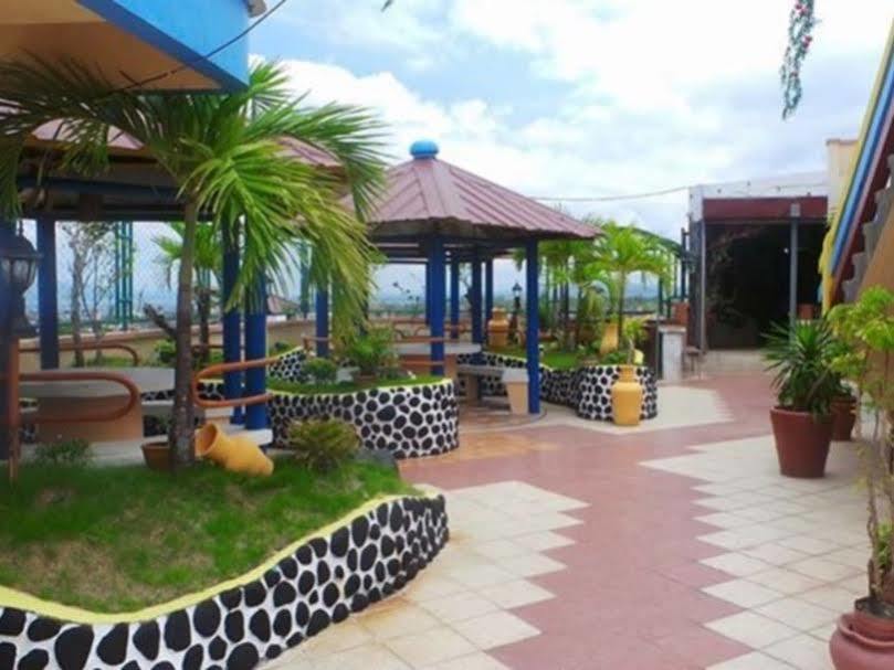 Tabaco Gardenia Hotel Baranghauon Exterior foto